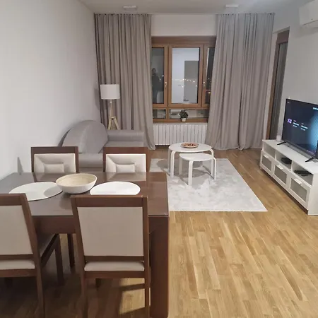 Apartament Oaza 45 *